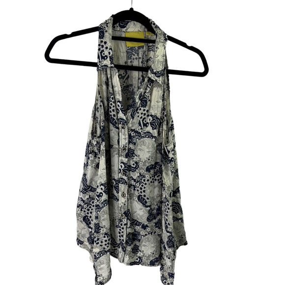 Maeve Tops - Anthropologie Maeve Asymmetrical Sleeveless Blouse size 8